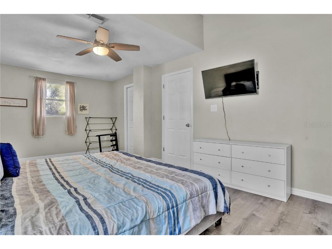4021 Olive Avenue Sarasota FL 34231 A4670598 image24