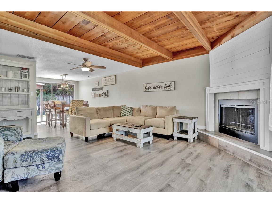 4021 Olive Avenue Sarasota FL 34231 A4670598 image6