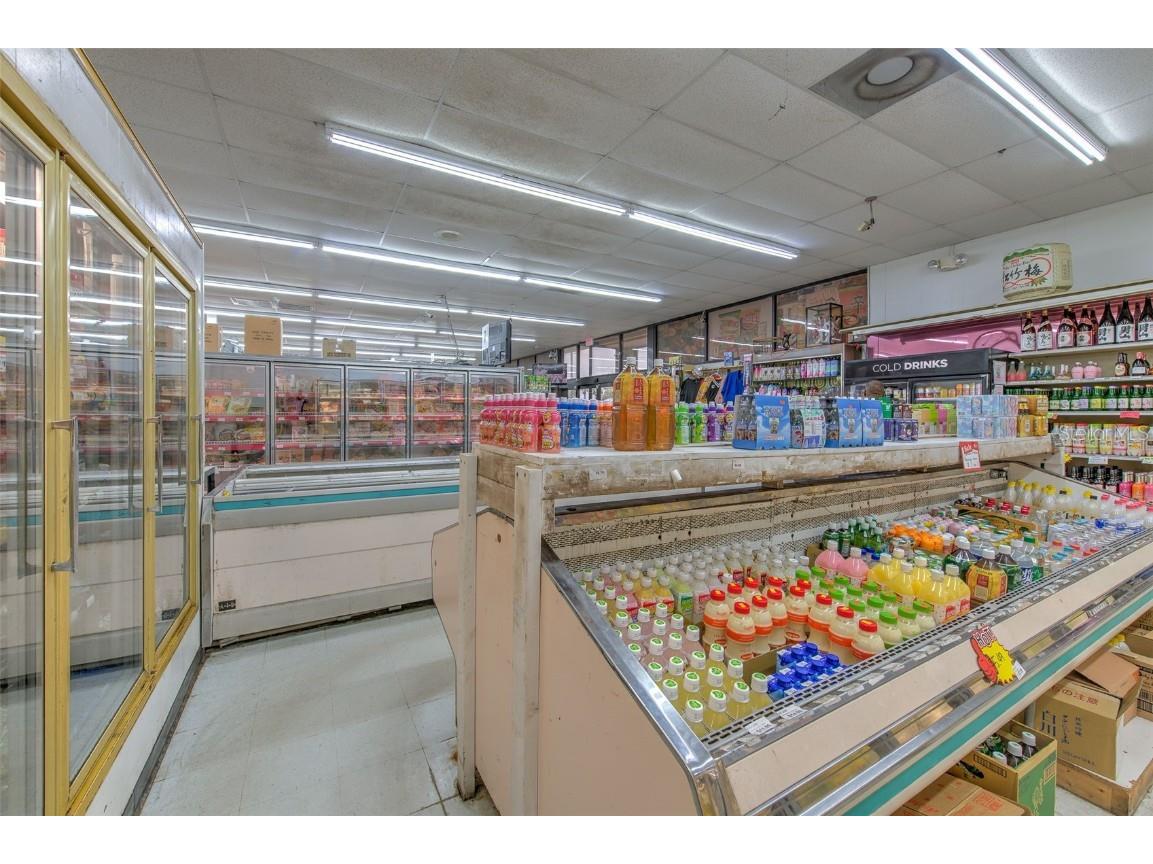 4021 W Hillsborough Avenue Tampa FL 33614 TB8325971 image10