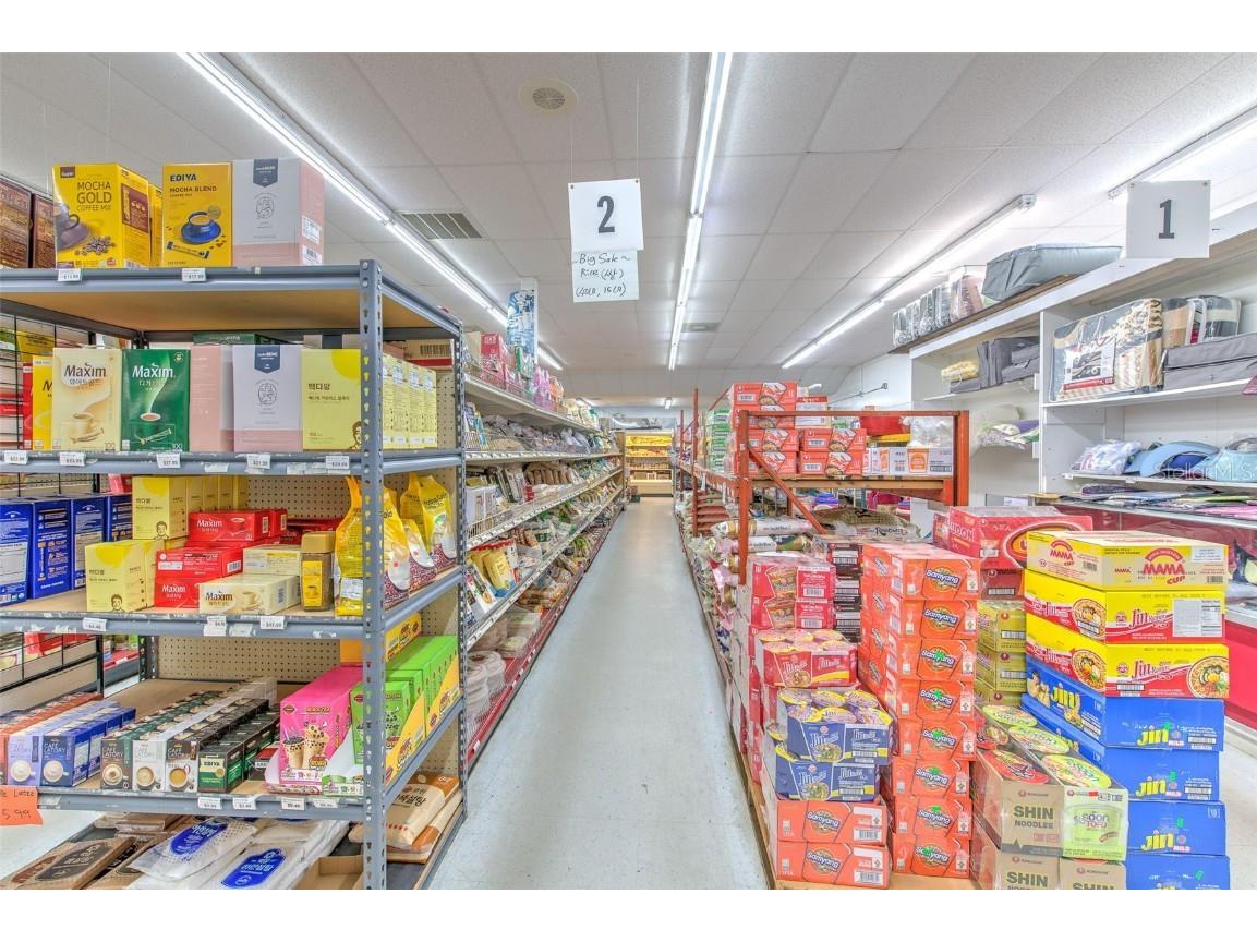 4021 W Hillsborough Avenue Tampa FL 33614 TB8325971 image32