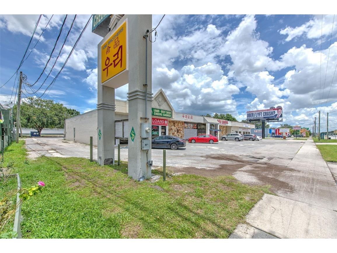 4021 W Hillsborough Avenue Tampa FL 33614 TB8325971 image49