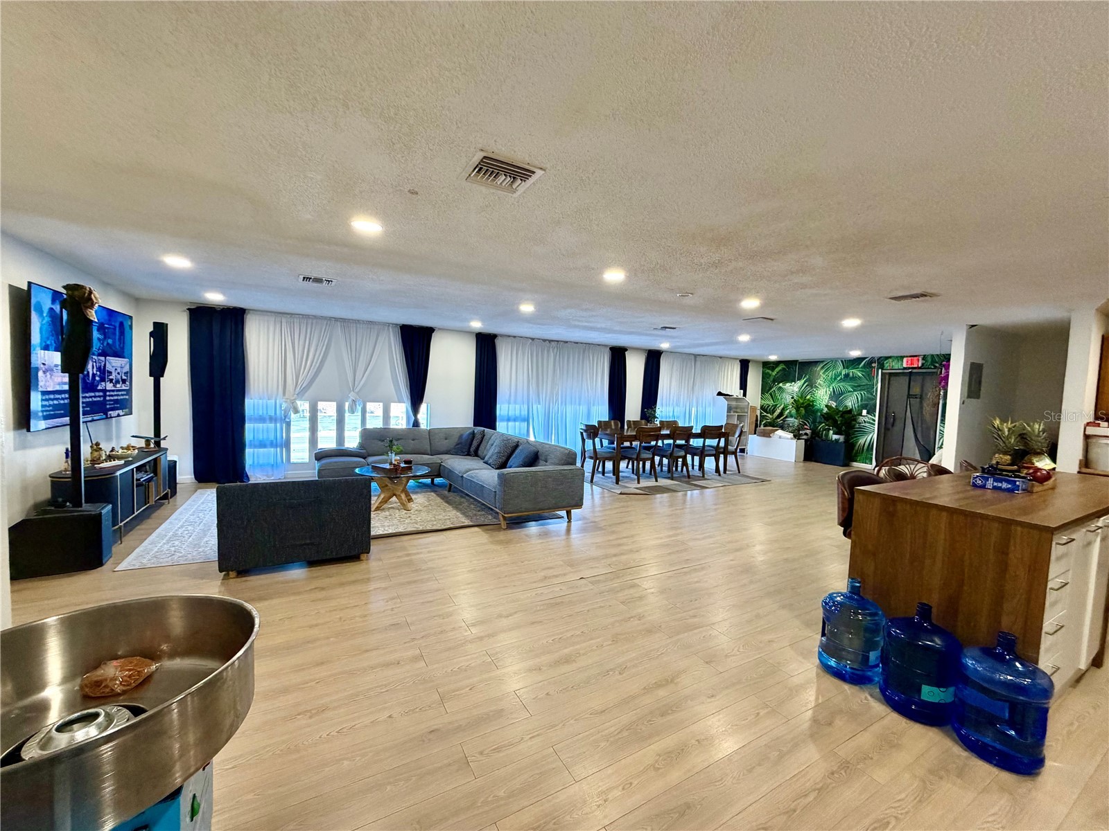 4022 54th Avenue N Saint Petersburg FL 33714 TB8472389 image40