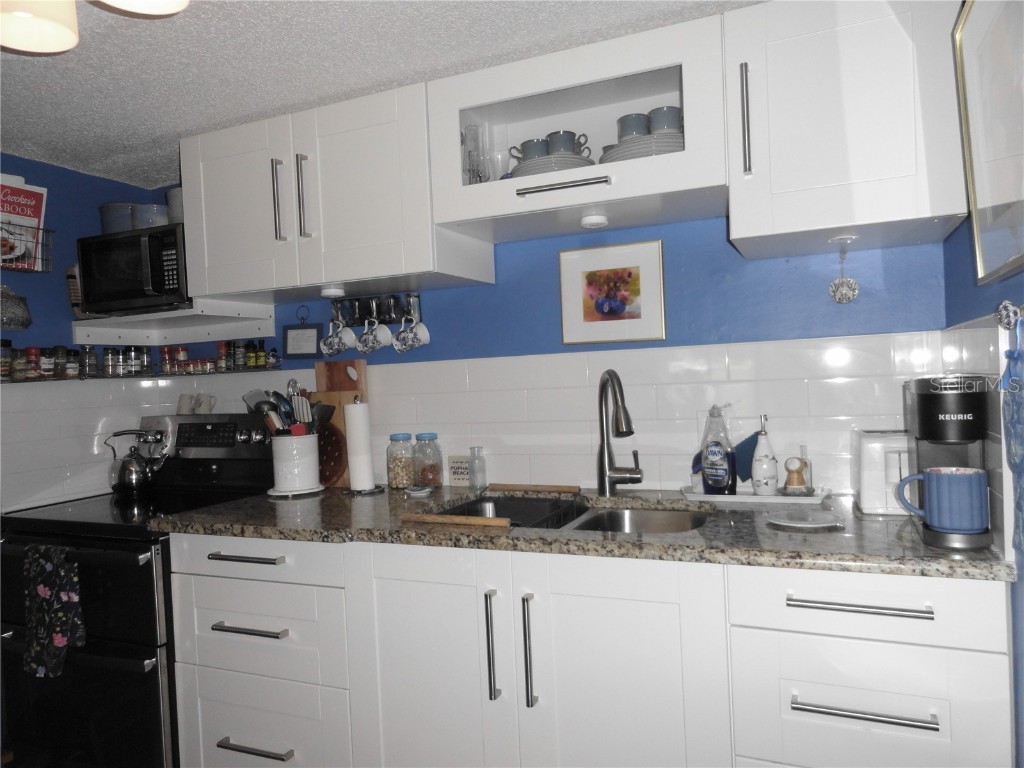 4022 Beaver Lane #700B Port Charlotte FL 33952 C7511983 image2