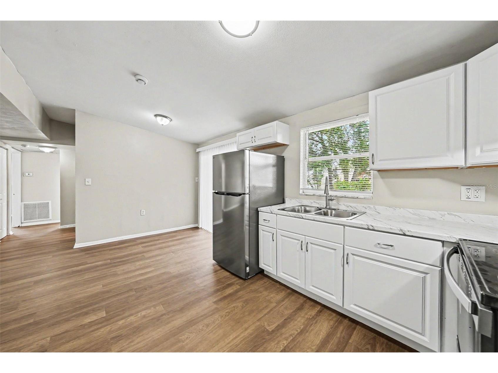 4022 E Henry Avenue Tampa FL 33610 TB8525795 image12