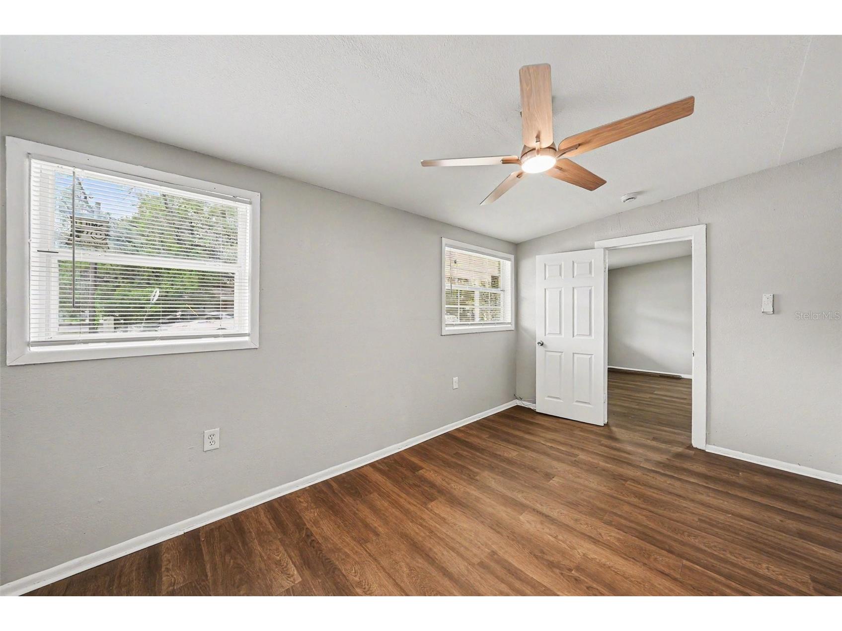 4022 E Henry Avenue Tampa FL 33610 TB8525795 image14