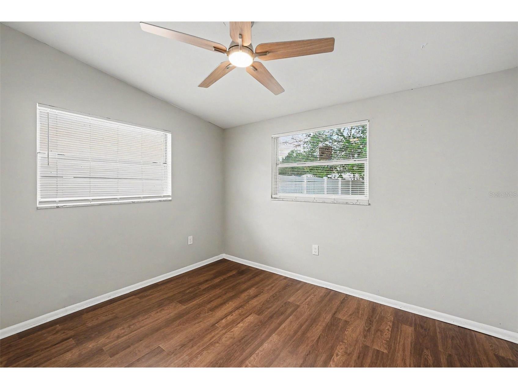 4022 E Henry Avenue Tampa FL 33610 TB8525795 image18