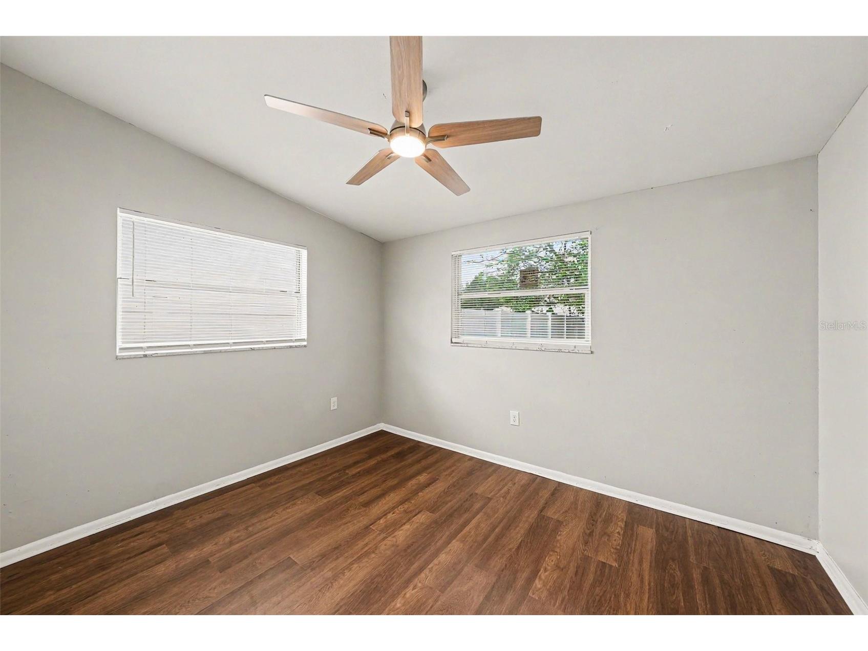 4022 E Henry Avenue Tampa FL 33610 TB8525795 image21
