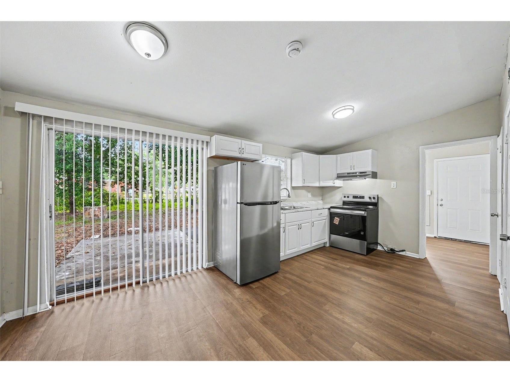 4022 E Henry Avenue Tampa FL 33610 TB8525795 image9