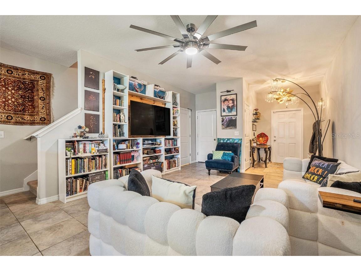 4022 Wild Senna Boulevard Tampa FL 33619 TB8447807 image2