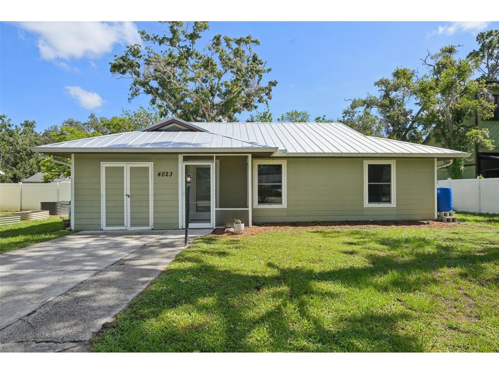 4023 Hina Drive Sarasota FL 34241 A4657221 image1