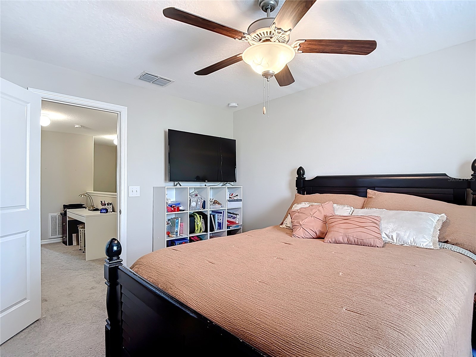 4023 Wild Senna Boulevard Tampa FL 33619 O6393513 image30