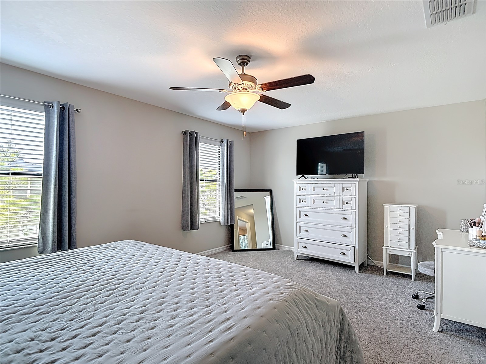 4023 Wild Senna Boulevard Tampa FL 33619 O6393513 image33