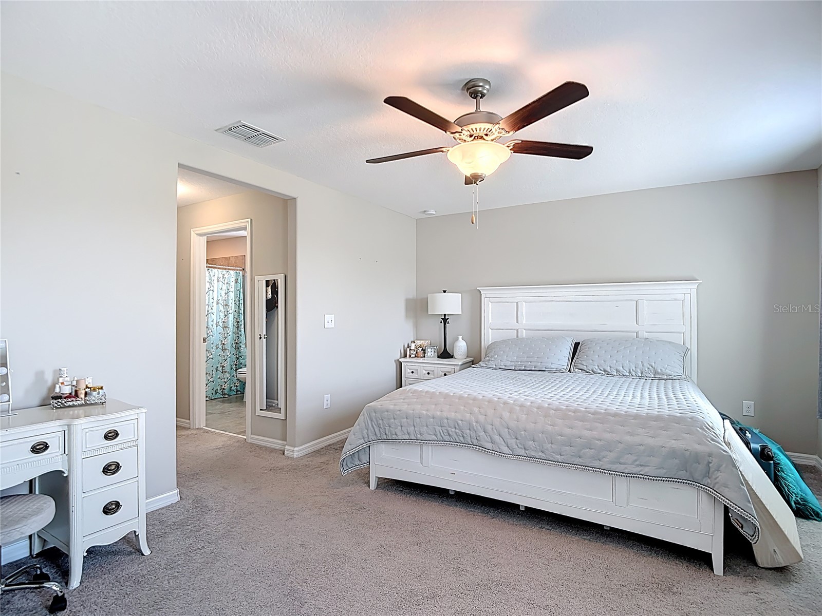 4023 Wild Senna Boulevard Tampa FL 33619 O6393513 image35