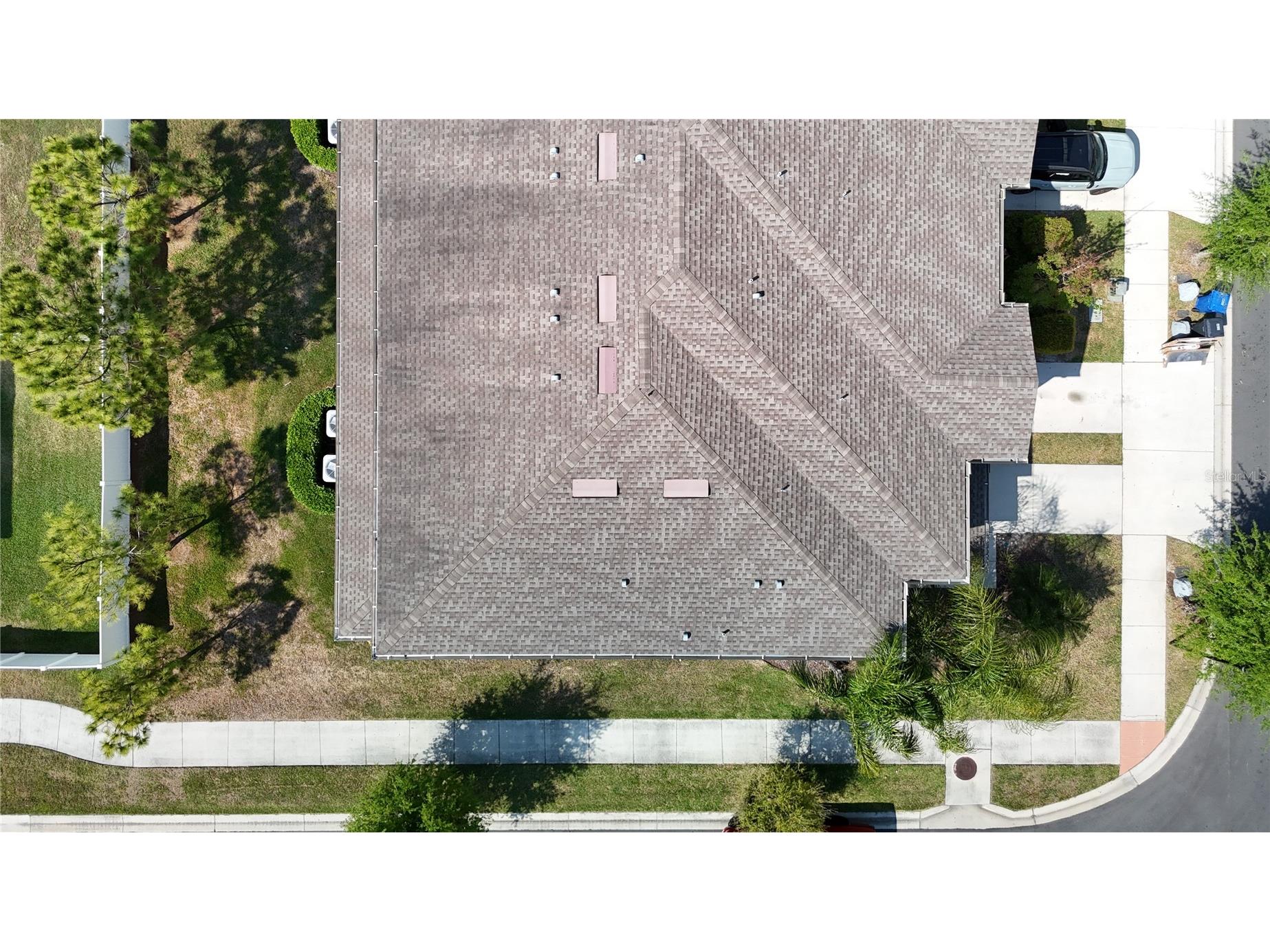 4023 Wild Senna Boulevard Tampa FL 33619 O6393513 image48