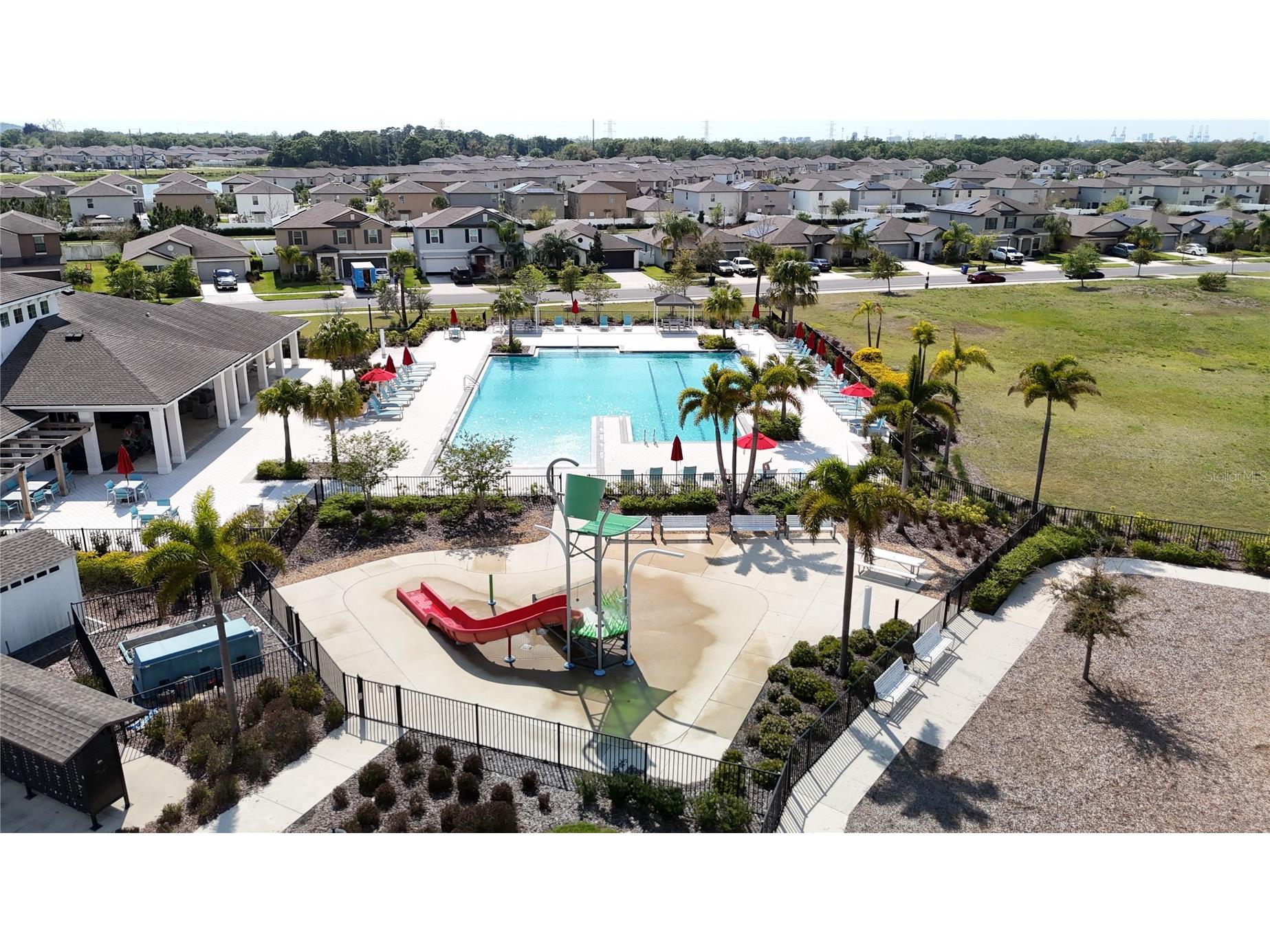 4023 Wild Senna Boulevard Tampa FL 33619 O6393513 image60