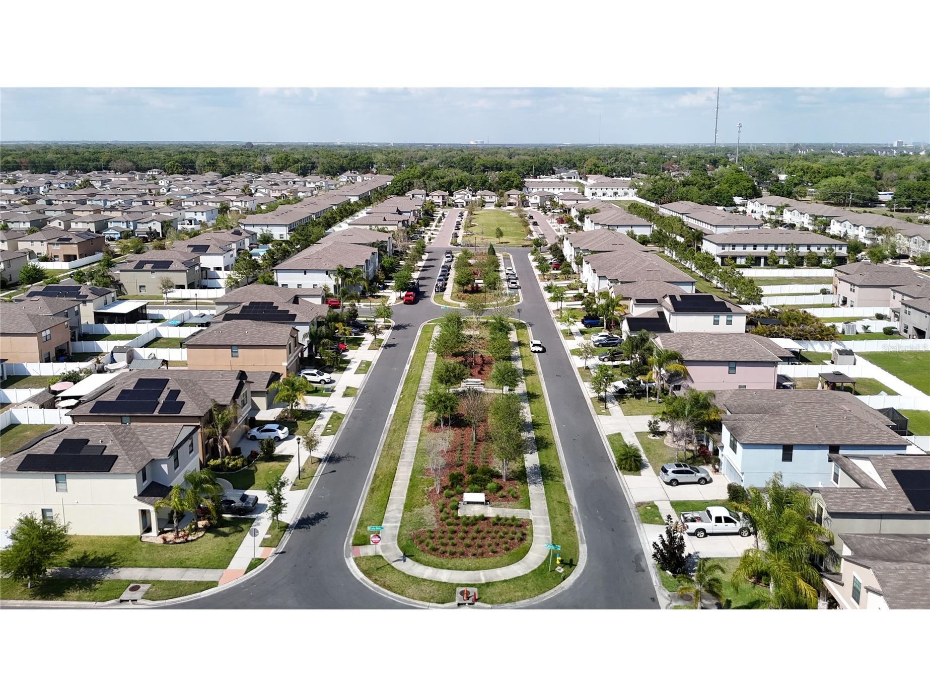 4023 Wild Senna Boulevard Tampa FL 33619 O6393513 image64