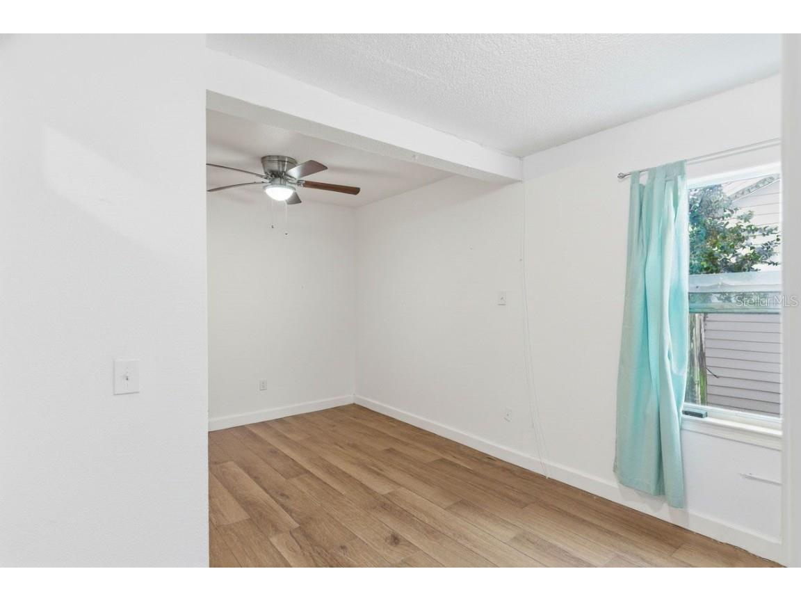 4024 43rd Avenue N Saint Petersburg FL 33714 TB8451843 image11