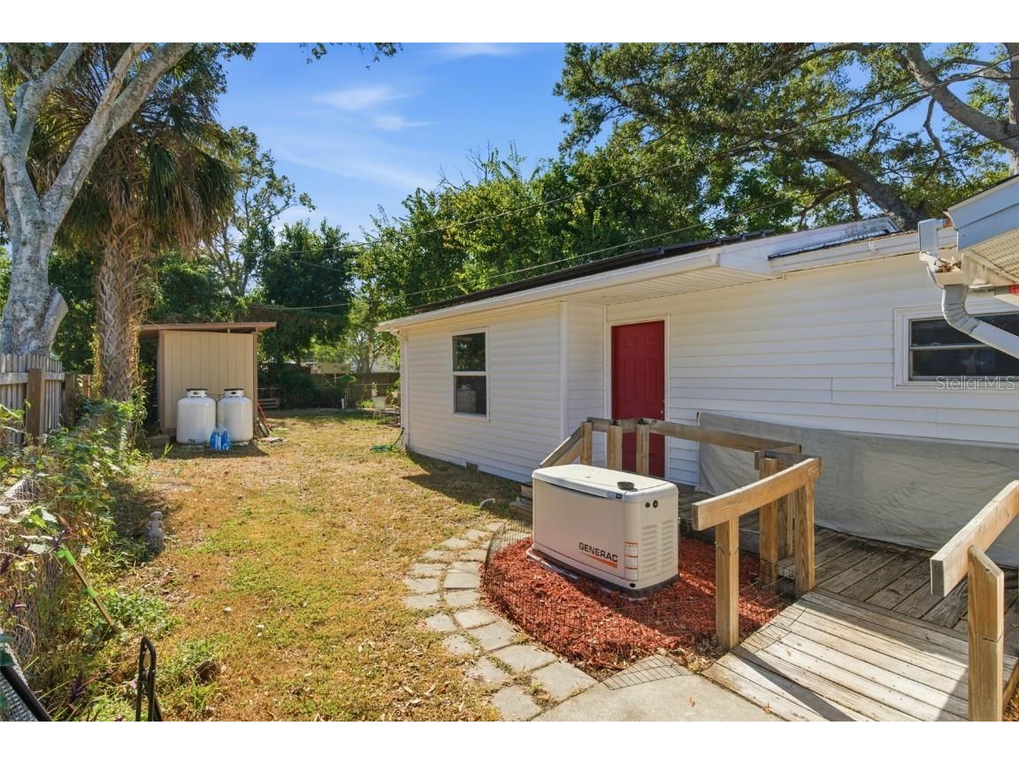 4024 43rd Avenue N Saint Petersburg FL 33714 TB8451843 image26