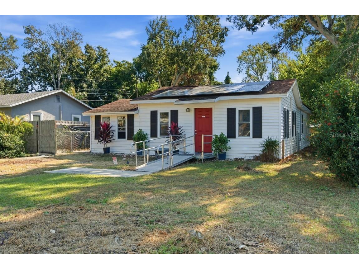 4024 43rd Avenue N Saint Petersburg FL 33714 TB8451843 image3