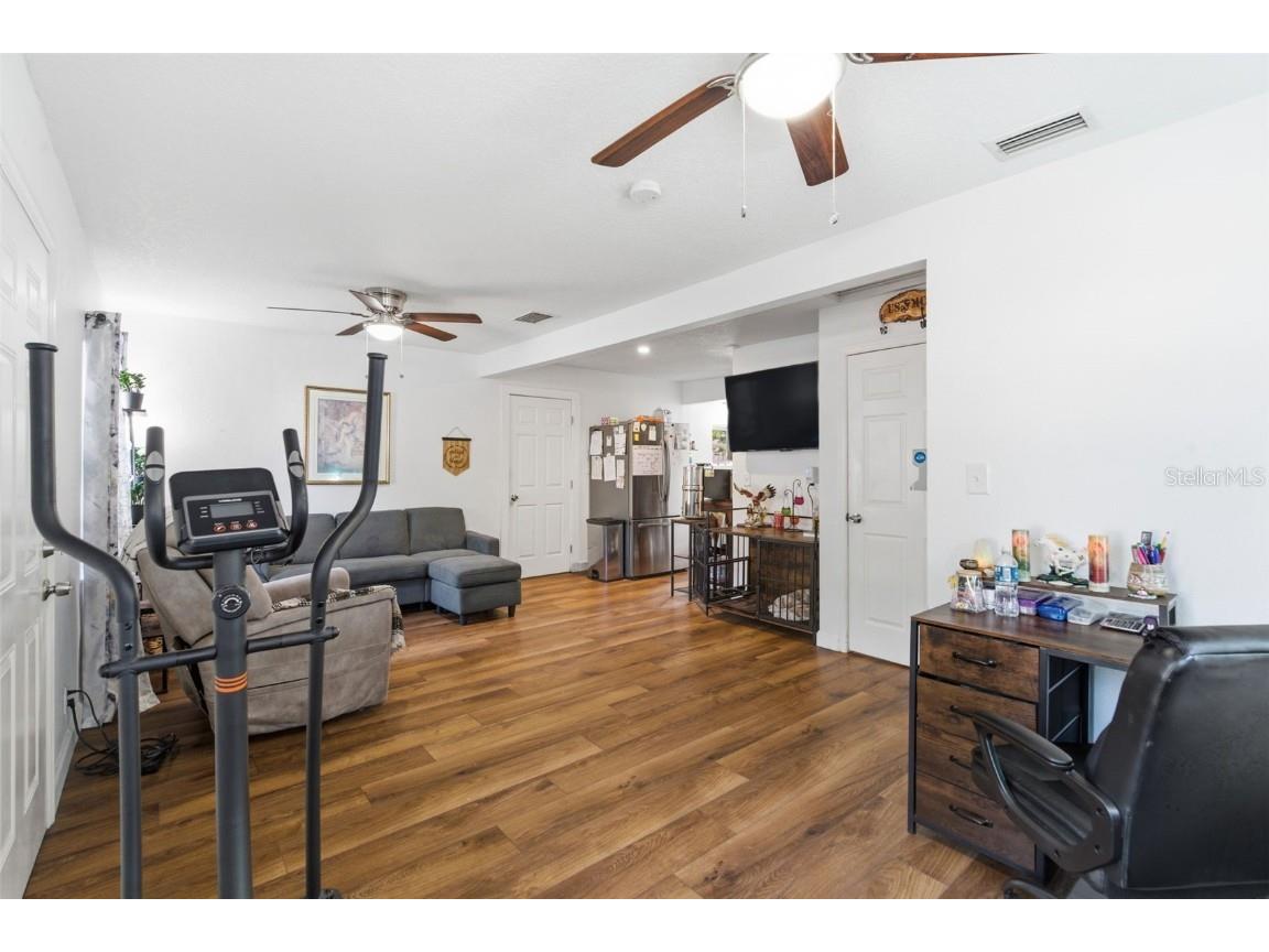 4024 43rd Avenue N Saint Petersburg FL 33714 TB8451843 image8