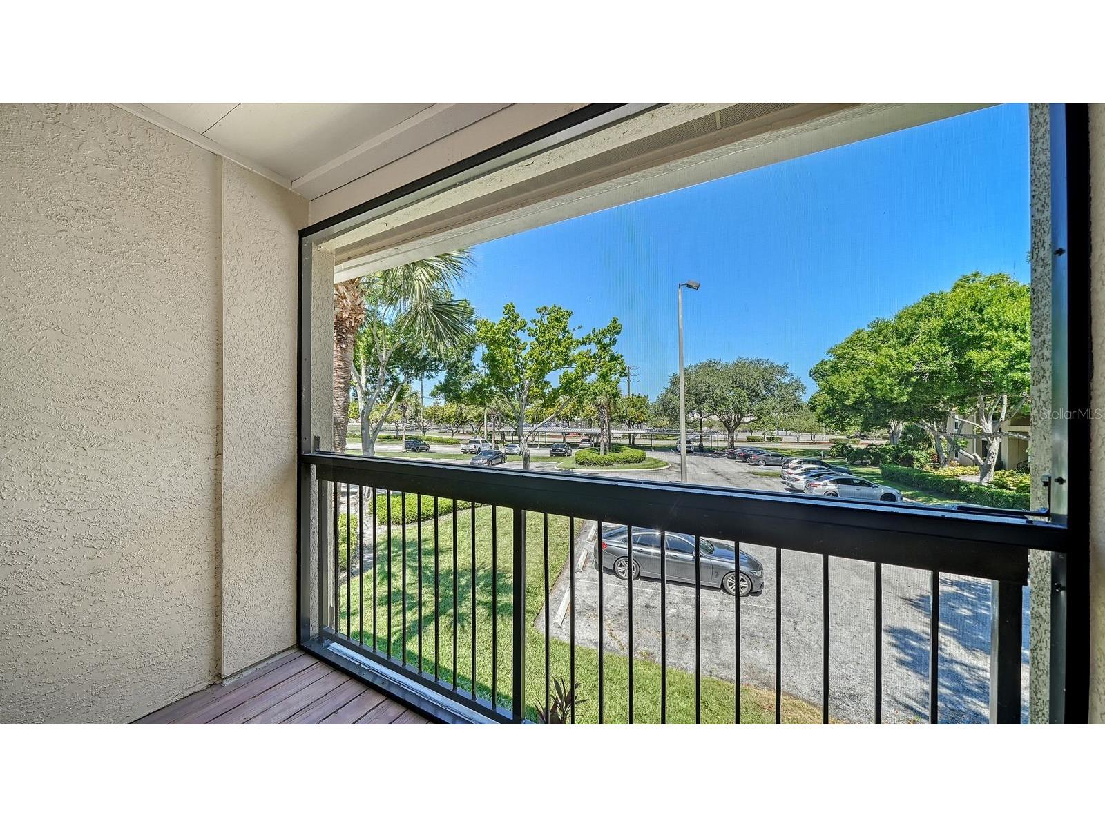 4024 Crockers Lake Boulevard #27 Sarasota FL 34238 A4698382 image11