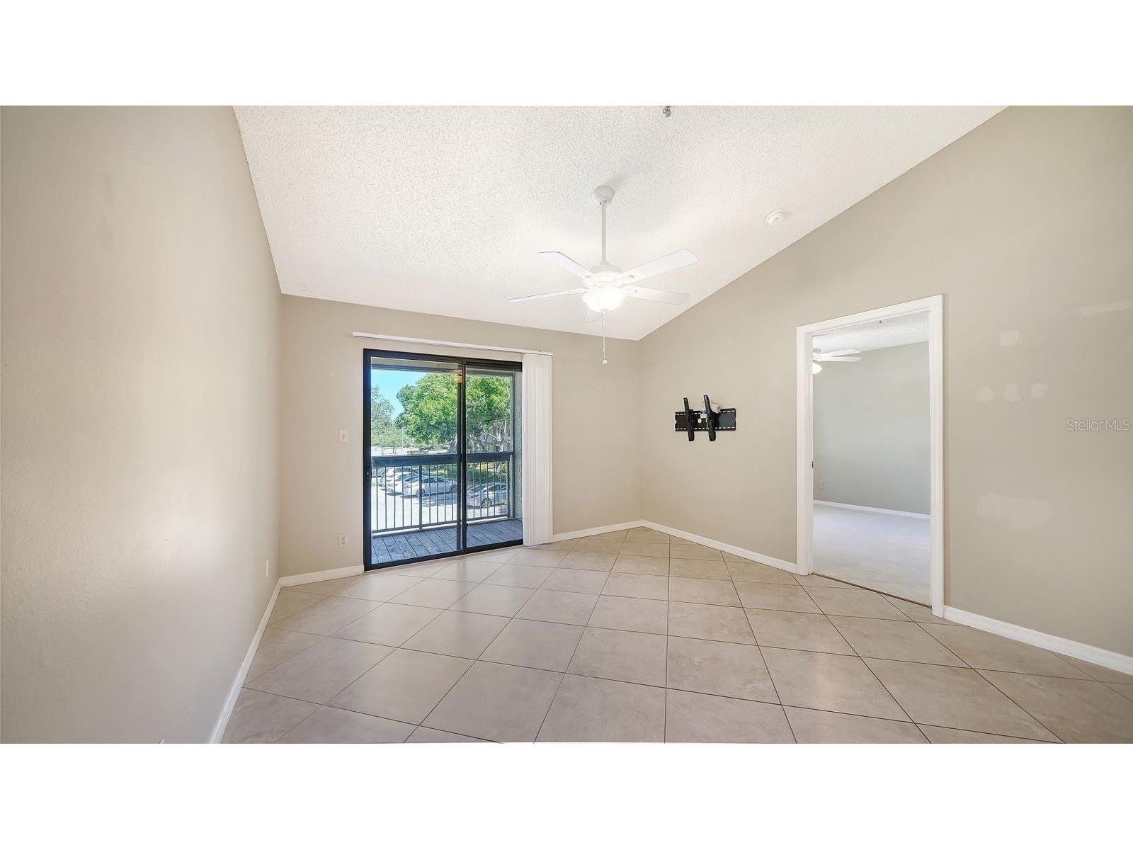 4024 Crockers Lake Boulevard #27 Sarasota FL 34238 A4698382 image13