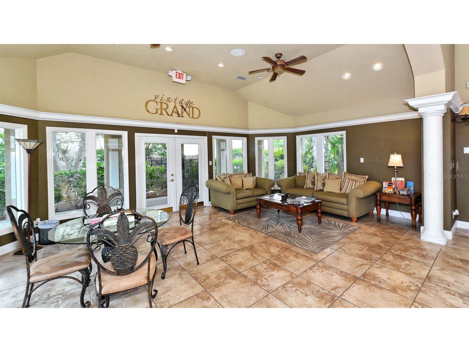 4024 Crockers Lake Boulevard #27 Sarasota FL 34238 A4698382 image27