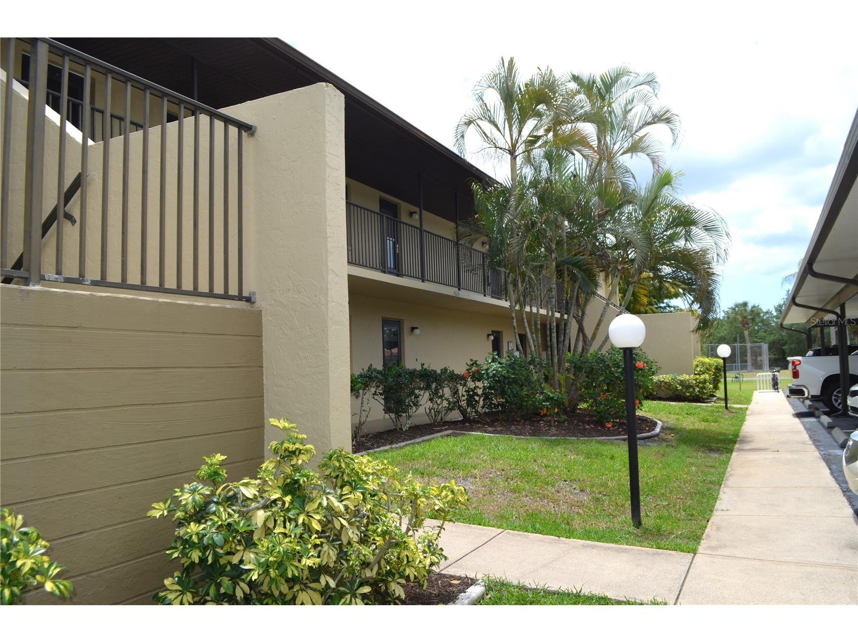 4024 Oakview Drive #I2 Punta Gorda FL 33980 C7522036 image3