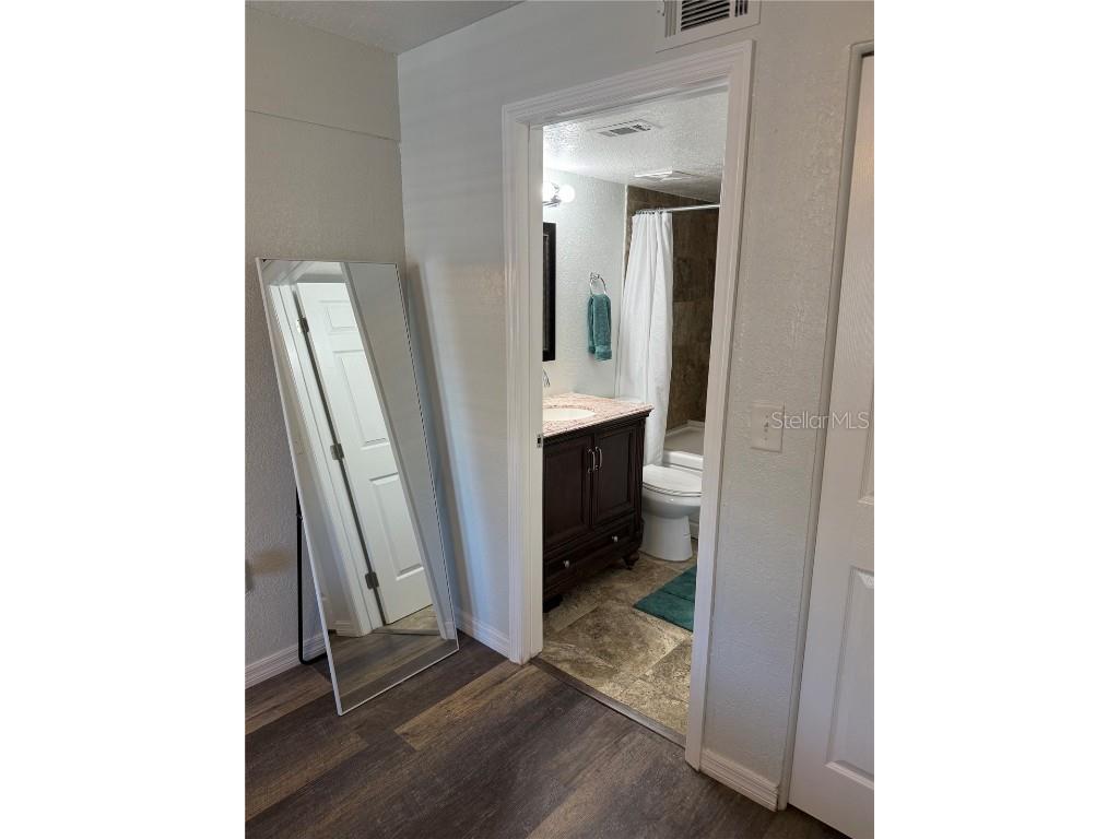 4025 Angel Oak Court #103 Tampa FL 33613 TB8444896 image25