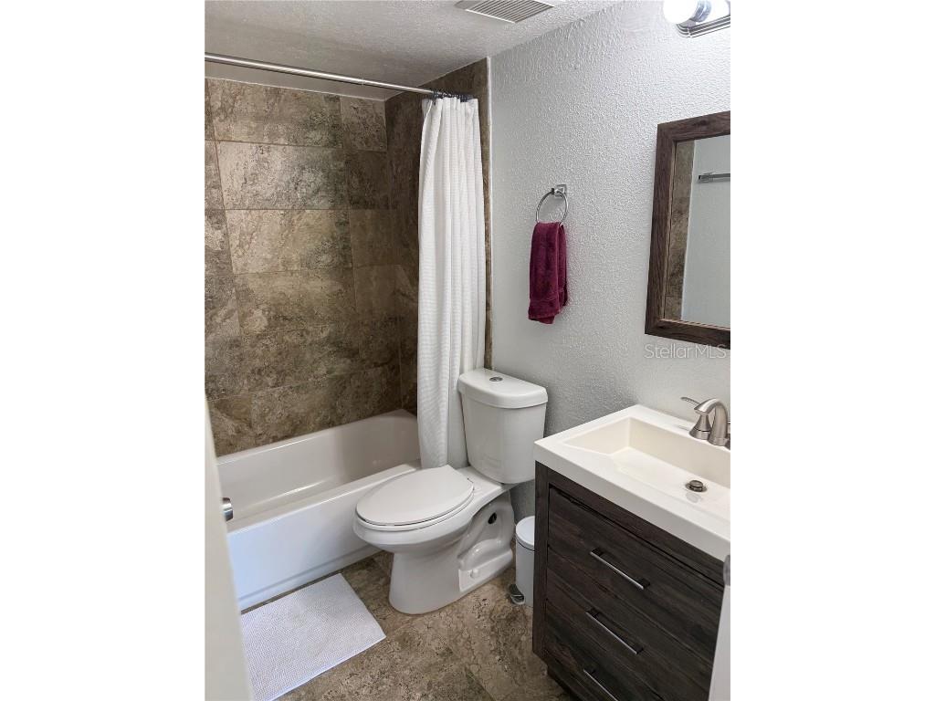 4025 Angel Oak Court #103 Tampa FL 33613 TB8444896 image29