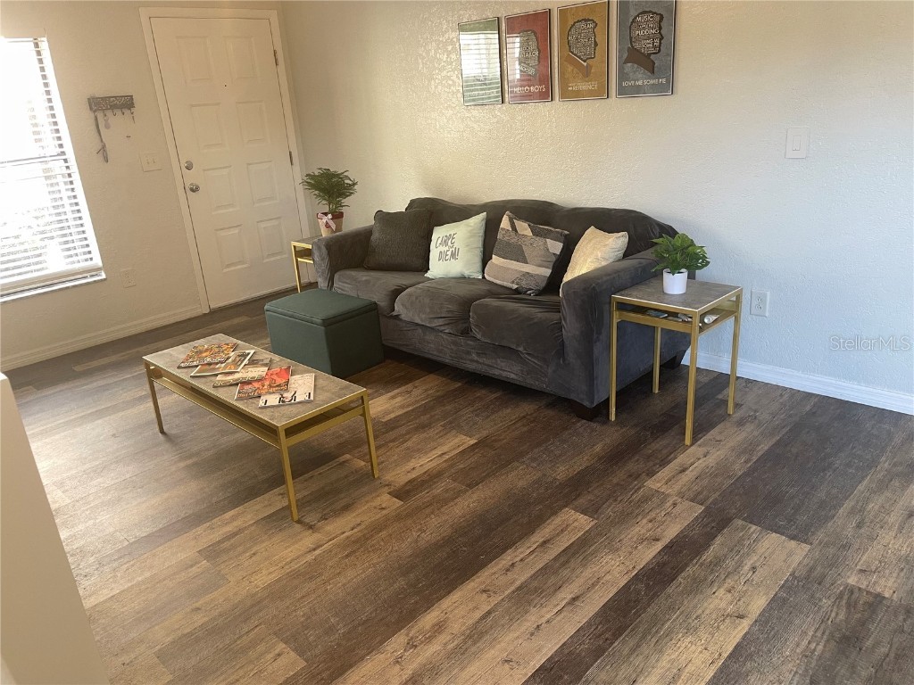 4025 Angel Oak Court #103 Tampa FL 33613 TB8444896 image5