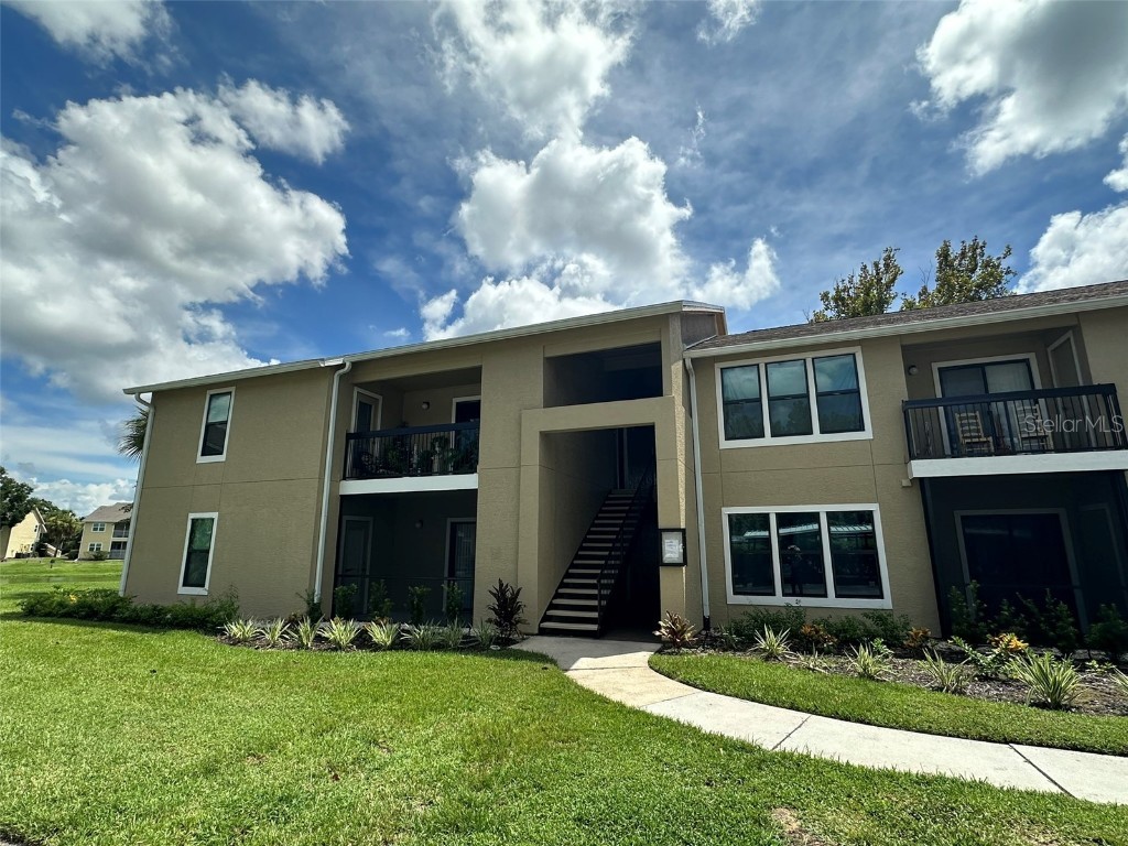 4025 Crockers Lake Boulevard #11 Sarasota FL 34238 A4622438 image1