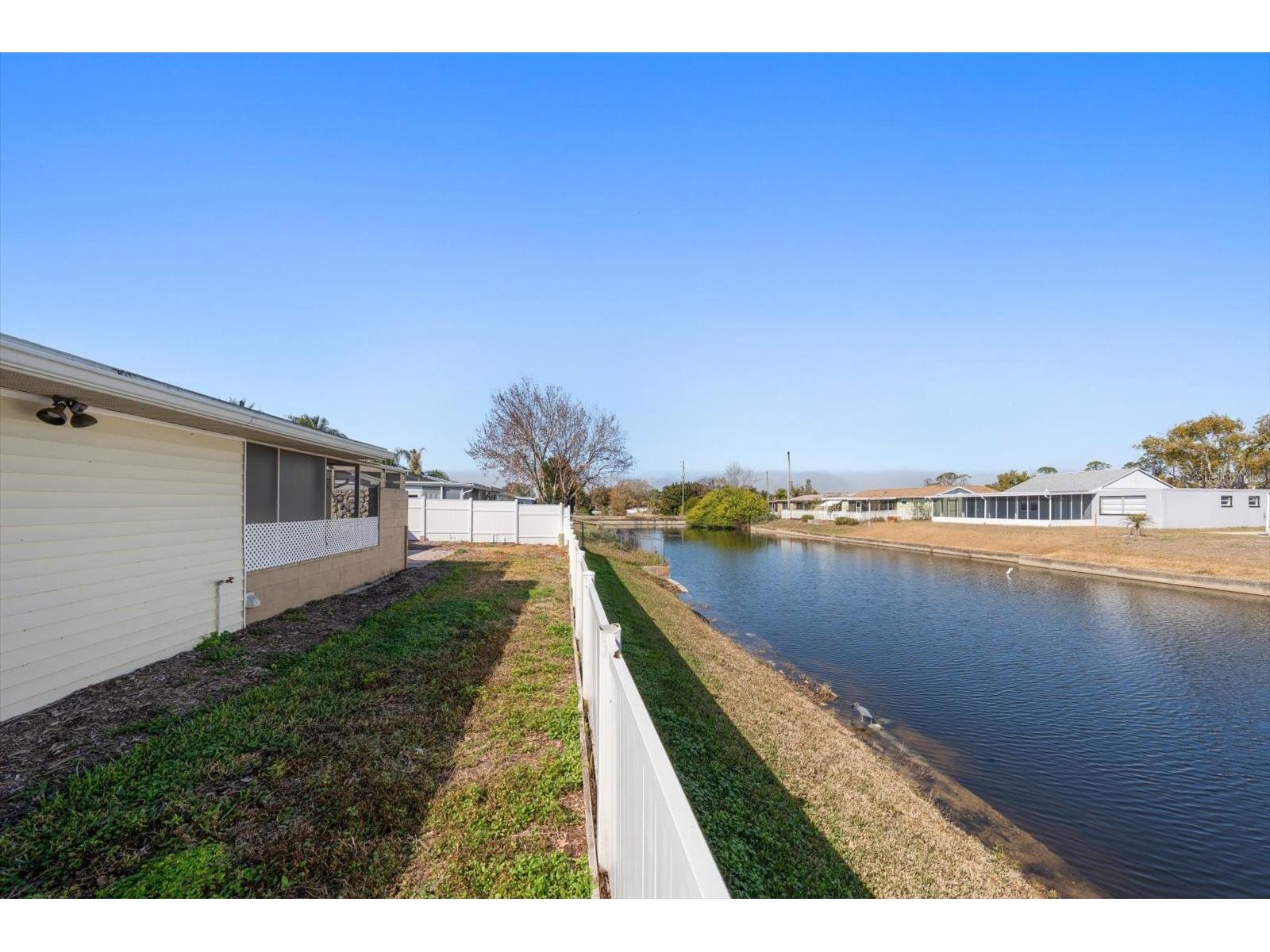 4025 Sail Drive New Port Richey FL 34652 TB8474132 image25