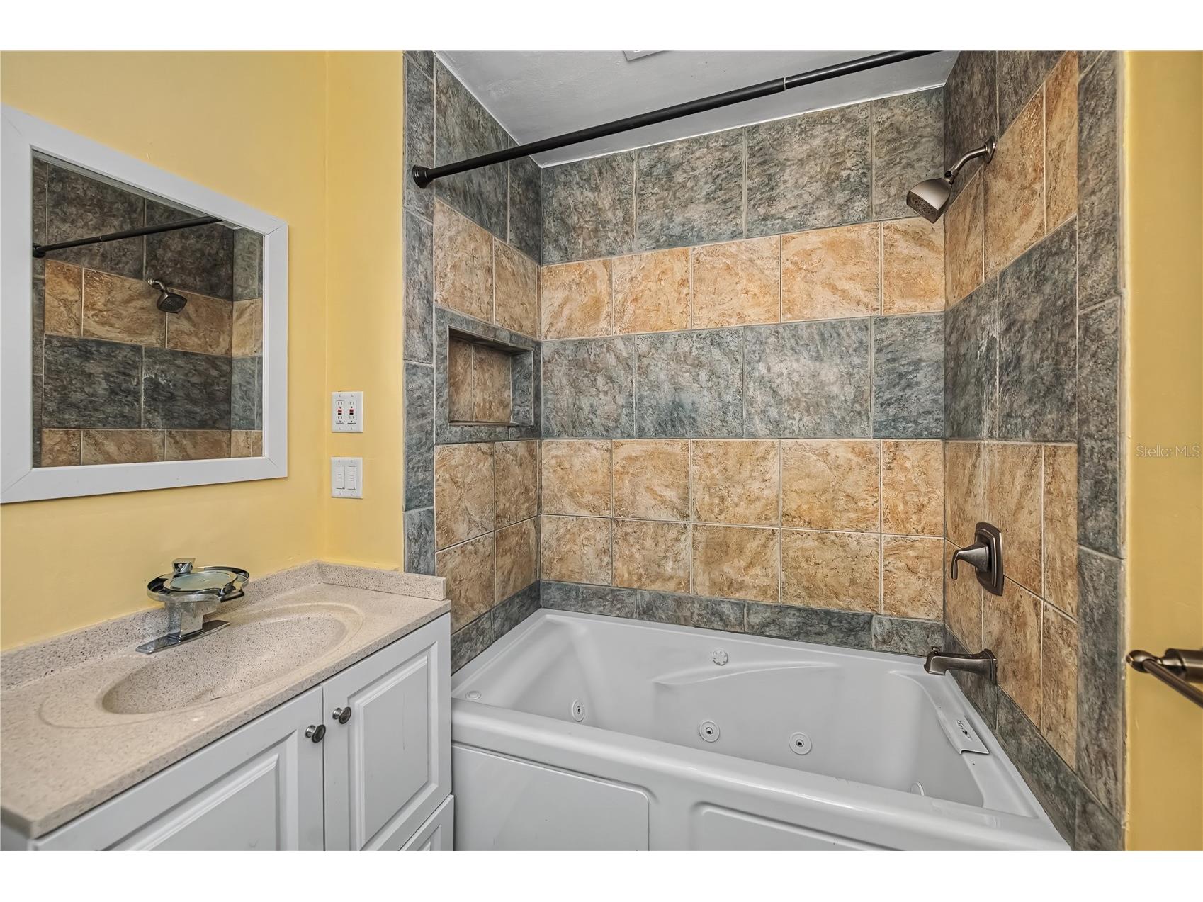 4025 Yucatan Circle Port Charlotte FL 33948 C7520104 image21