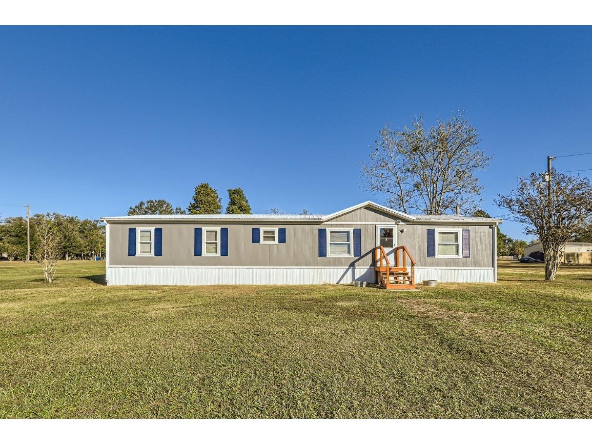 40251 Laird Avenue Zephyrhills FL 33540 TB8325544 image1