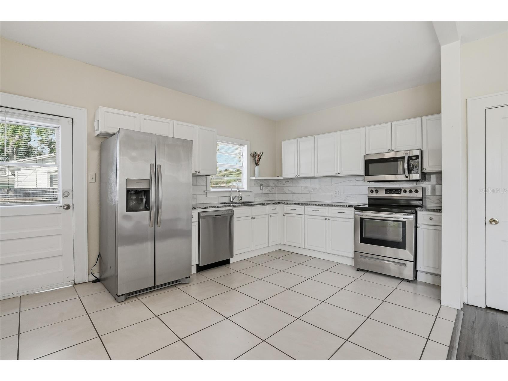4026 4th Avenue S Saint Petersburg FL 33711 TB8487495 image3