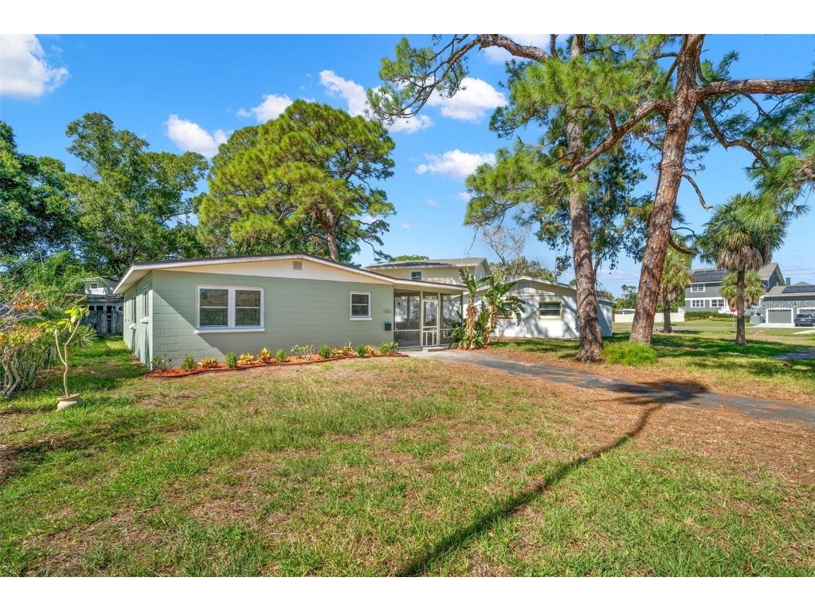 4026 Harrisburg Street NE Saint Petersburg FL 33703 U8219740 image1