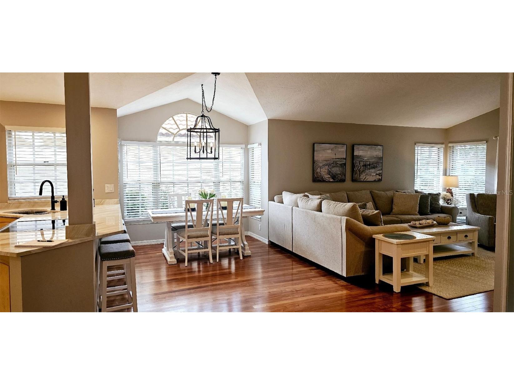 4026 Lyndhurst Court #13 Sarasota FL 34235 A4623122 image10