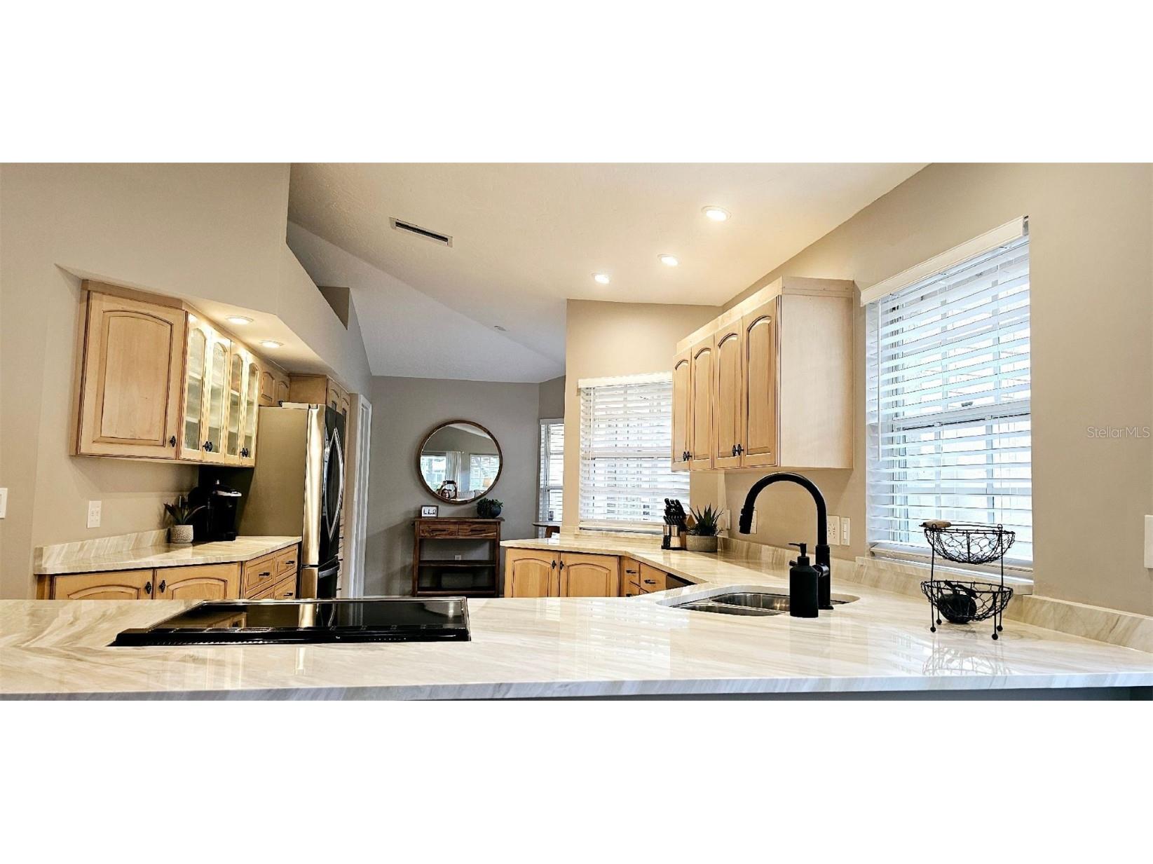 4026 Lyndhurst Court #13 Sarasota FL 34235 A4623122 image12