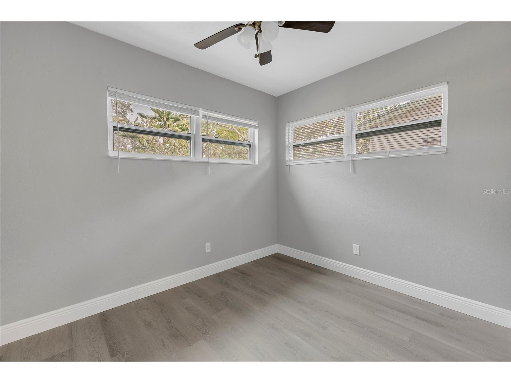 4027 7th Street S Saint Petersburg FL 33705 TB8487746 image14