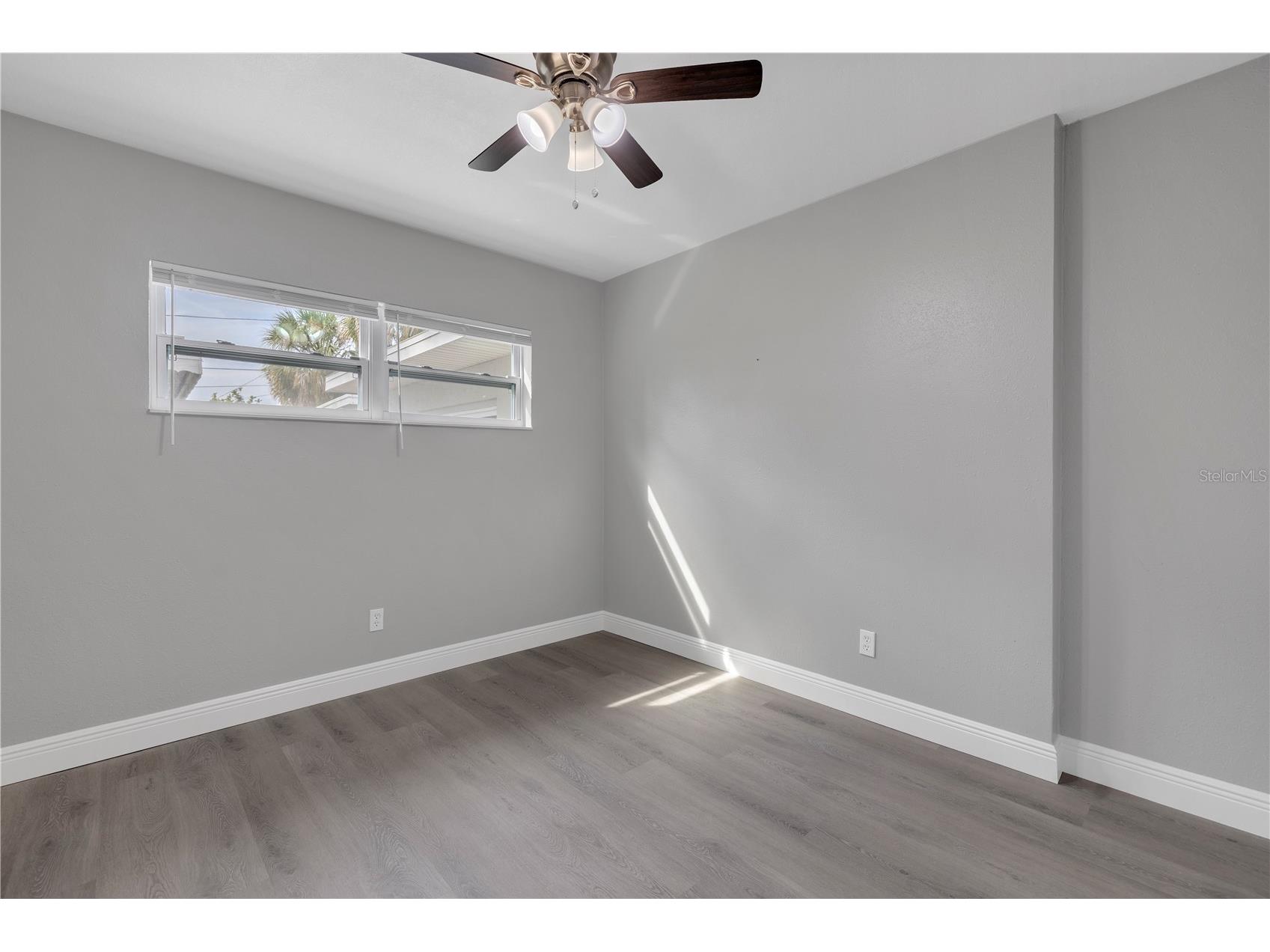 4027 7th Street S Saint Petersburg FL 33705 TB8487746 image9