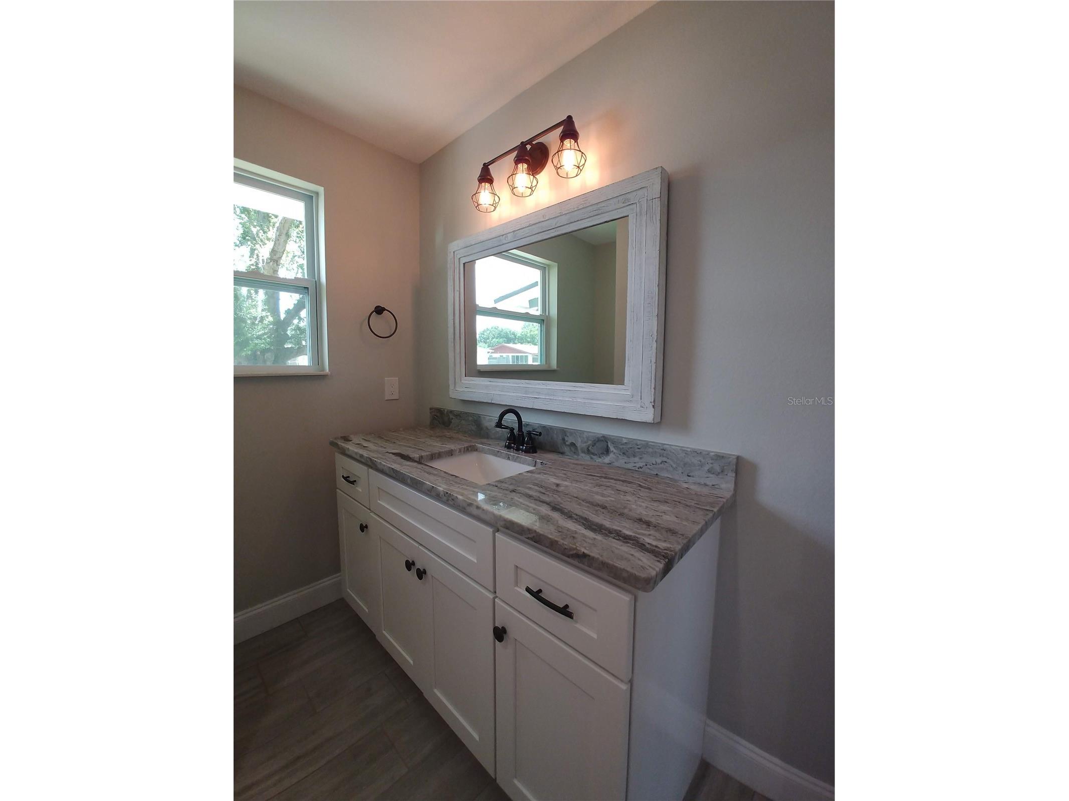 4027 Condor Lane Sarasota FL 34232 R4911350 image12