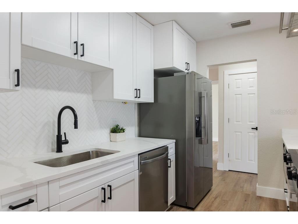 4027 Waring Drive Tampa FL 33610 TB8452351 image11