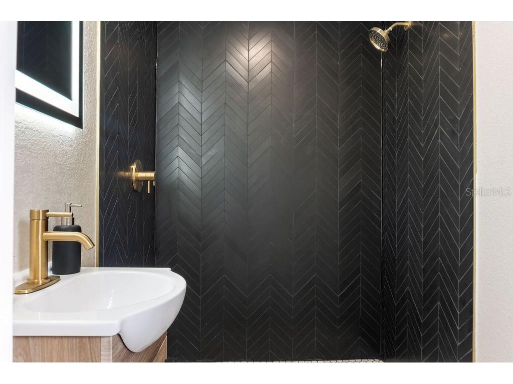 4027 Waring Drive Tampa FL 33610 TB8452351 image19