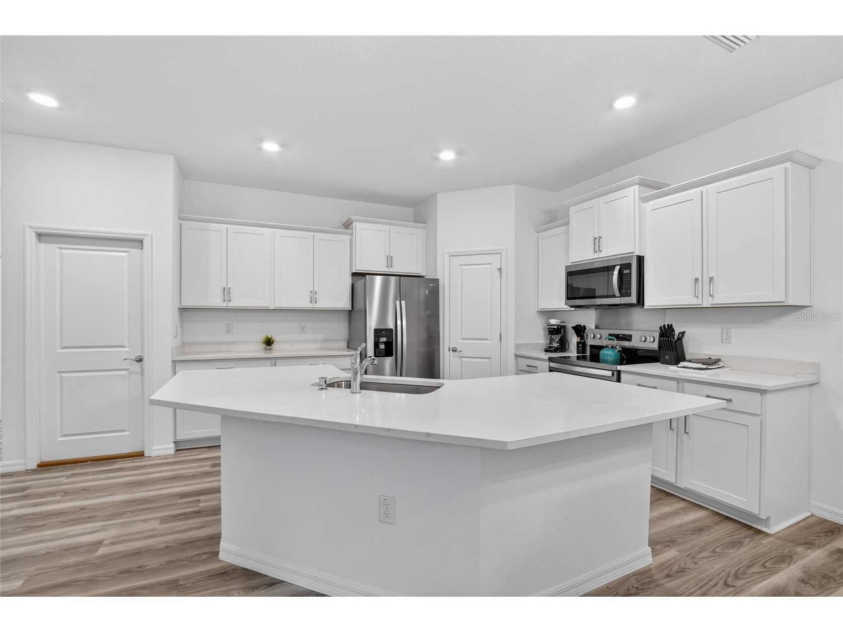 4027 Westwood Fields Loop Plant City FL 33565 TB8462393 image13