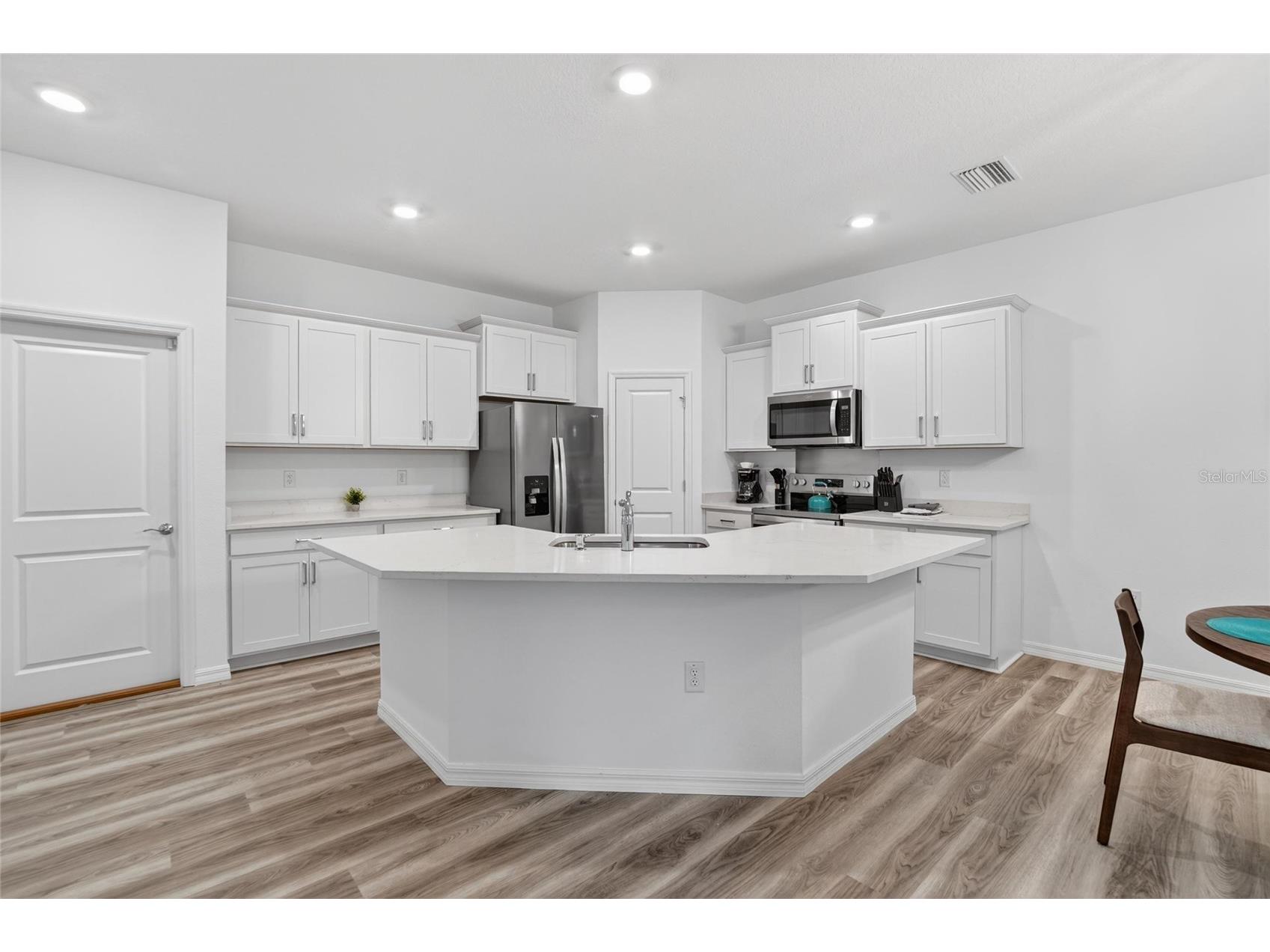 4027 Westwood Fields Loop Plant City FL 33565 TB8462393 image14