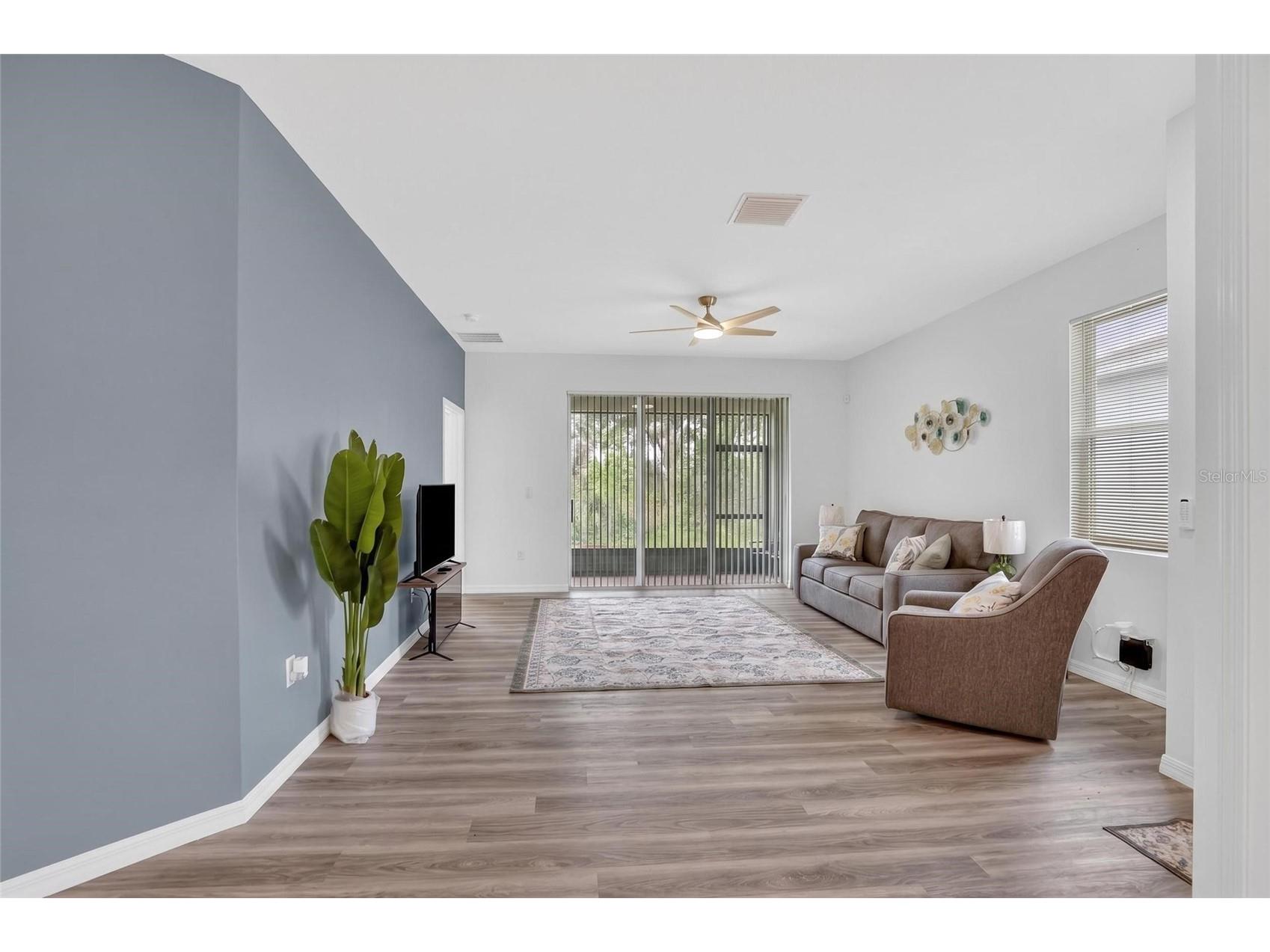 4027 Westwood Fields Loop Plant City FL 33565 TB8462393 image8