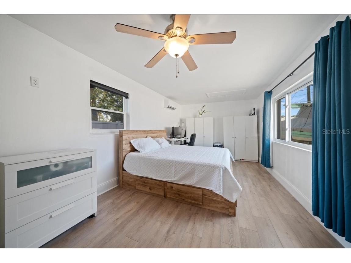 4028 12th Avenue N Saint Petersburg FL 33713 TB8452084 image10