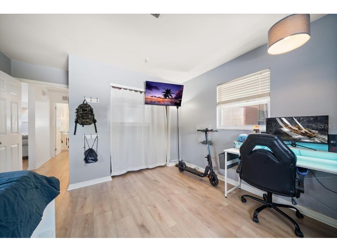 4028 12th Avenue N Saint Petersburg FL 33713 TB8452084 image16