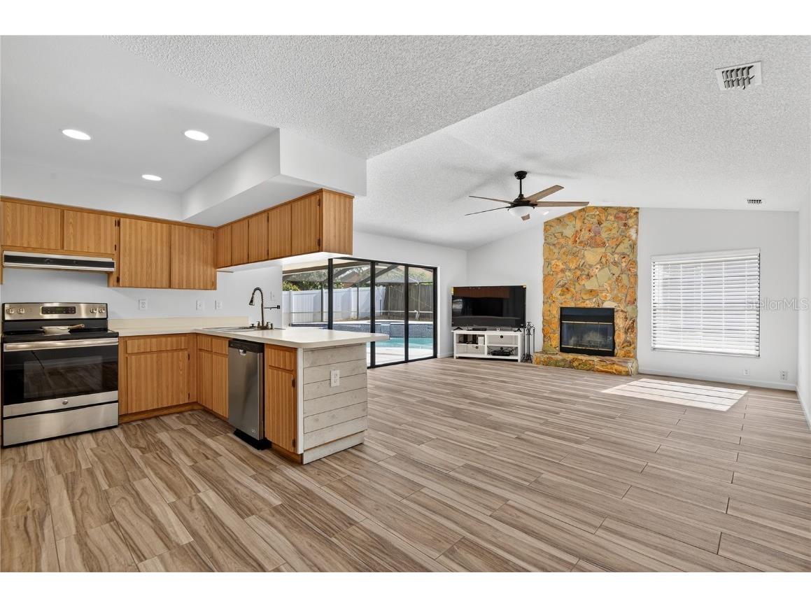 4028 Bell Grande Drive Valrico FL 33596 TB8446785 image10